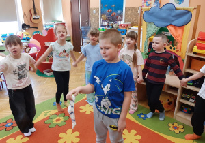 Dzień Kolorowej Skarpetki – grupa IV i V