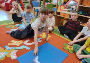 Dzień Kolorowej Skarpetki – grupa IV i V