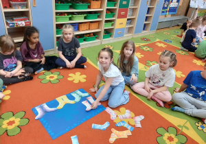 Dzień Kolorowej Skarpetki – grupa IV i V