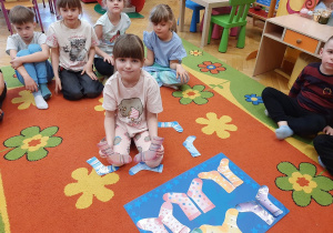 Dzień Kolorowej Skarpetki – grupa IV i V