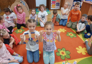 Dzień Kolorowej Skarpetki – grupa IV i V