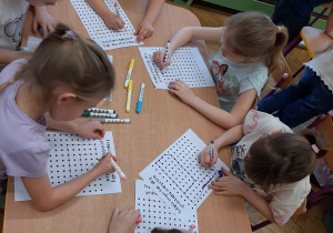 Dzień Kolorowej Skarpetki – grupa IV i V