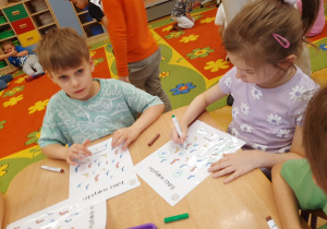 Dzień Kolorowej Skarpetki – grupa IV i V