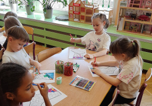 Dzień Kolorowej Skarpetki – grupa IV i V