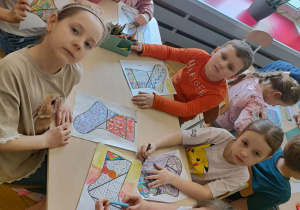 Dzień Kolorowej Skarpetki – grupa IV i V