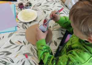 ZAJĄCZKOWE MIASTECZKO I MAGICZNE JAJO – Wielkanocne Warsztaty grupy X w Głodnie.