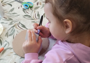 ZAJĄCZKOWE MIASTECZKO I MAGICZNE JAJO – Wielkanocne Warsztaty grupy X w Głodnie.