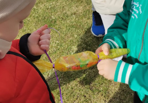 ZAJĄCZKOWE MIASTECZKO I MAGICZNE JAJO – Wielkanocne Warsztaty grupy X w Głodnie.