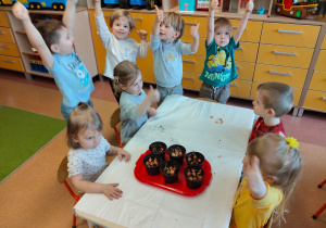 "Zielony ogródek parapetowy' - projekt edukacyjny w grupie IX