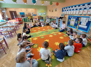 ,,Eksperymenty z jajkiem” - Wielkanocne warsztaty z KidsLab w grupie V