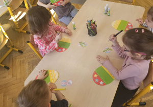 „Maluszki w świecie wielkanocnych tradycji” – grupa I