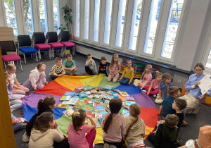 ,,Spotkanie z Książką” – Wycieczka do Biblioteki grupy IV i V
