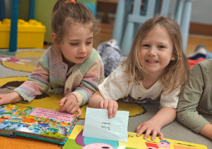 „W świecie książek”- czyli Światowy Dzień Książki w grupie II