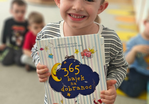 „W świecie książek”- czyli Światowy Dzień Książki w grupie II