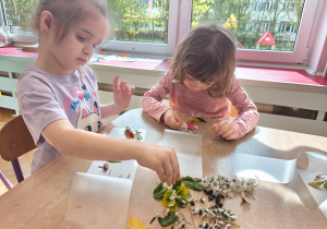 „W świecie książek”- czyli Światowy Dzień Książki w grupie II