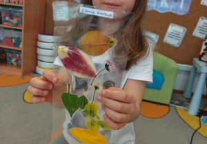 „W świecie książek”- czyli Światowy Dzień Książki w grupie II