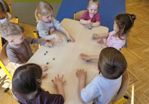 Dzień Ziemi – mali ekolodzy w akcji – grupa I