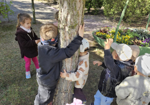 Dzień Ziemi – mali ekolodzy w akcji – grupa I