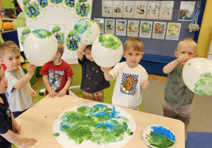 Dzień Ziemi – mali ekolodzy w akcji – grupa I