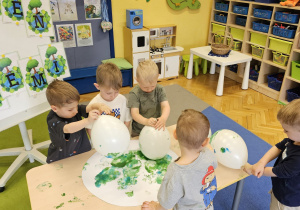 Dzień Ziemi – mali ekolodzy w akcji – grupa I