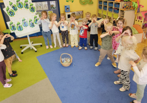 Dzień Ziemi – mali ekolodzy w akcji – grupa I