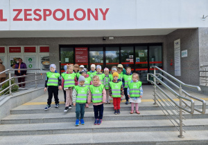 KTO NAM POMOŻE ? – grupa X z wizytą w gabinecie pielęgniarki i położnej środowiskowej.