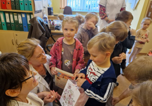 KTO NAM POMOŻE ? – grupa X z wizytą w gabinecie pielęgniarki i położnej środowiskowej.