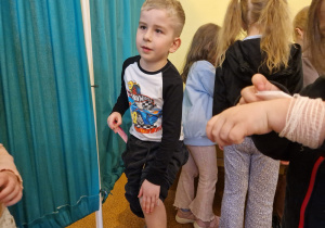 KTO NAM POMOŻE ? – grupa X z wizytą w gabinecie pielęgniarki i położnej środowiskowej.