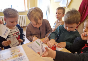 KTO NAM POMOŻE ? – grupa X z wizytą w gabinecie pielęgniarki i położnej środowiskowej.