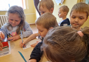 KTO NAM POMOŻE ? – grupa X z wizytą w gabinecie pielęgniarki i położnej środowiskowej.