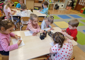 XXIII Ogólnopolski Tydzień Bibliotek - spotkanie z bibliotekarką w grupie X