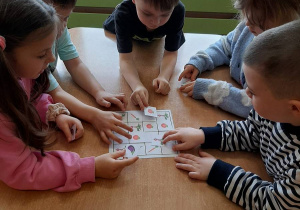 Wojewódzki Program Edukacyjny "Mamo, tato- co Wy na to?"-gr.IV,V,VI