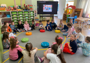 Wojewódzki Program Edukacyjny "Mamo, tato- co Wy na to?"-gr.IV,V,VI