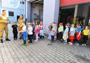 Wycieczka do Komendy Miejskiej Państwowej Straży Pożarnej w Koninie- gr. XII