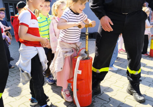 Wycieczka do Komendy Miejskiej Państwowej Straży Pożarnej w Koninie- gr. XII