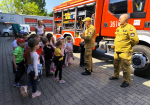 Wycieczka do Komendy Miejskiej Państwowej Straży Pożarnej w Koninie- gr. XII