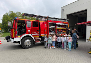 Przedszkolaki z grupy III i VI z wizytą w jednostce OPS w Żychlinie