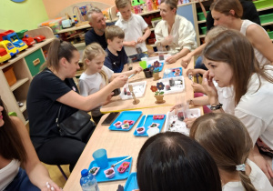 Rodzinne Warsztaty z KidsLab w grupie V