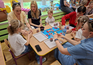 Rodzinne Warsztaty z KidsLab w grupie V
