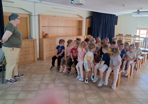Wycieczka maluszków z grupy IX do Muzeum Okręgowego w Koninie