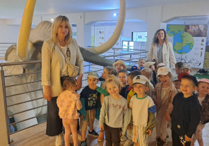 Wycieczka maluszków z grupy IX do Muzeum Okręgowego w Koninie