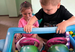 Radosna zabawa z okazji Dnia Dziecka gr VII