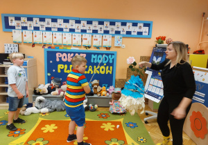 ,,Pokaz Mody Pluszaków w Dniu Dziecka”- grupa V