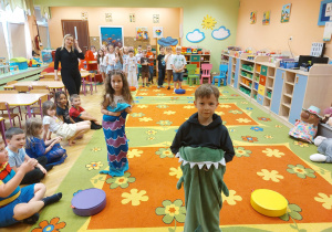 ,,Pokaz Mody Pluszaków w Dniu Dziecka”- grupa V