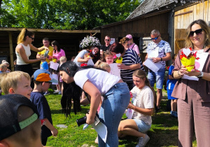 „MAMO, TATO…Kocham Cię…” – Dzień Rodziny w gr. XII