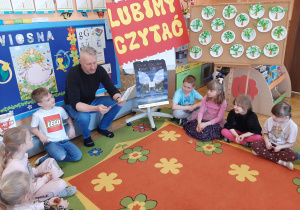 Projekt edukacyjno – czytelniczy ,,Lubimy czytać” pod hasłem ,,Książka przyjacielem dziecka” z udziałem rodziców grupy V