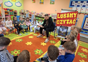 Projekt edukacyjno – czytelniczy ,,Lubimy czytać” pod hasłem ,,Książka przyjacielem dziecka” z udziałem rodziców grupy V