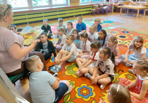 Projekt edukacyjno – czytelniczy ,,Lubimy czytać” pod hasłem ,,Książka przyjacielem dziecka” z udziałem rodziców grupy V