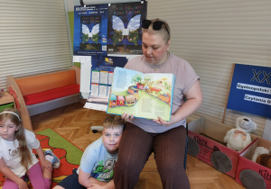 Projekt edukacyjno – czytelniczy ,,Lubimy czytać” pod hasłem ,,Książka przyjacielem dziecka” z udziałem rodziców grupy V