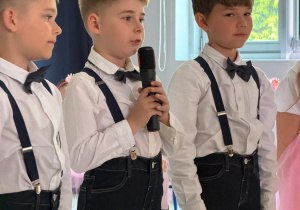 Uroczyste pożegnanie w grupie III